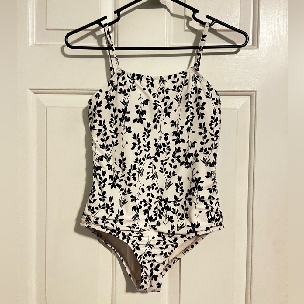 GB Girls black and white Leaf Print Swimsuit